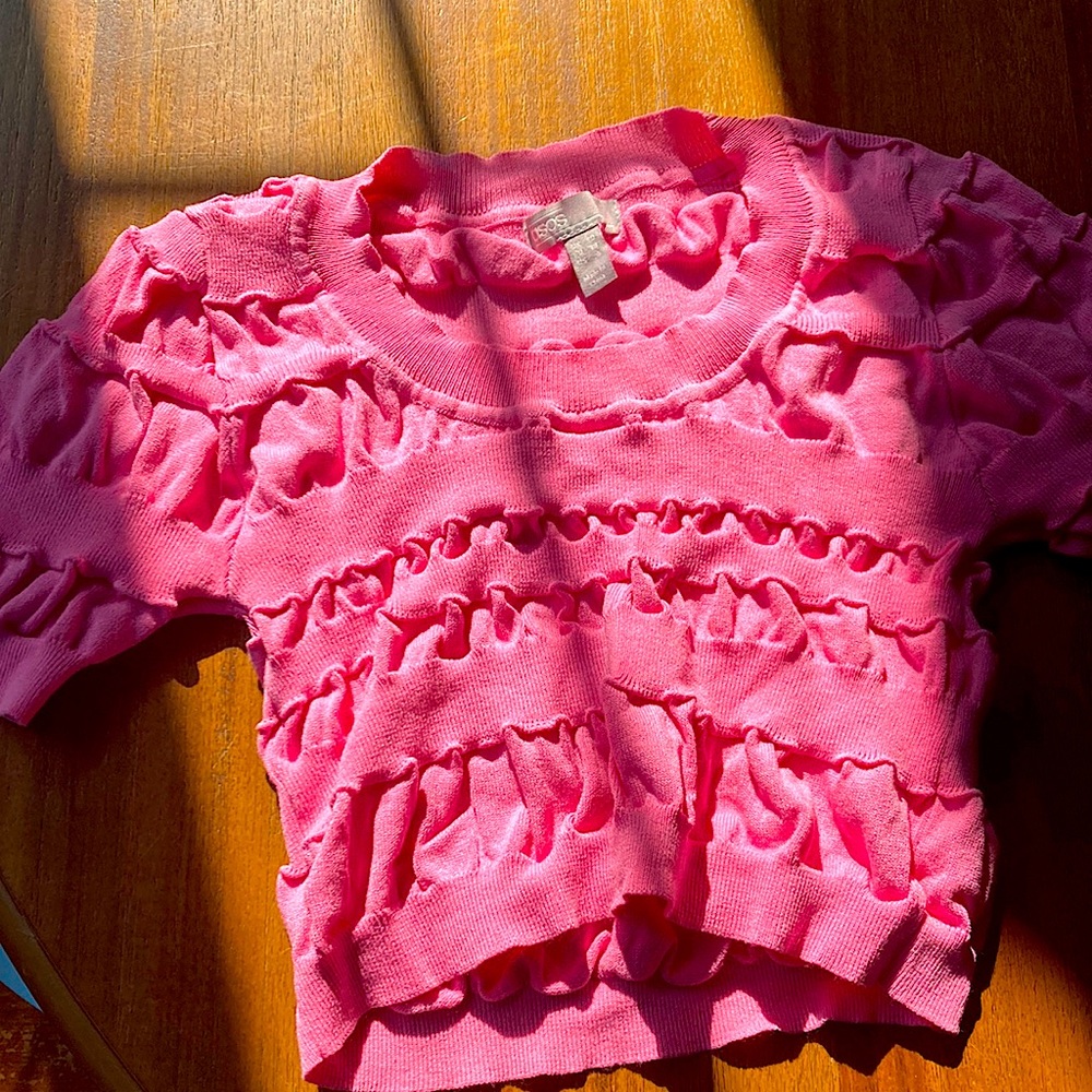 Light pink ruffled crop top